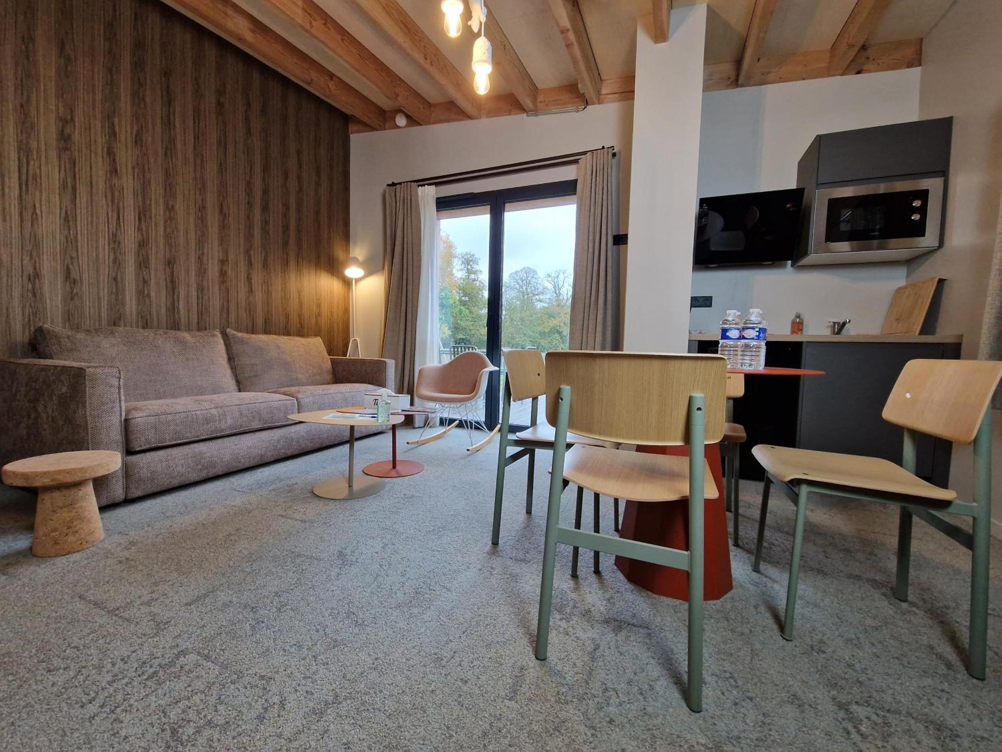Domaine De L'Epau Eco-Resort Yvré-lʼÉvêque المظهر الخارجي الصورة