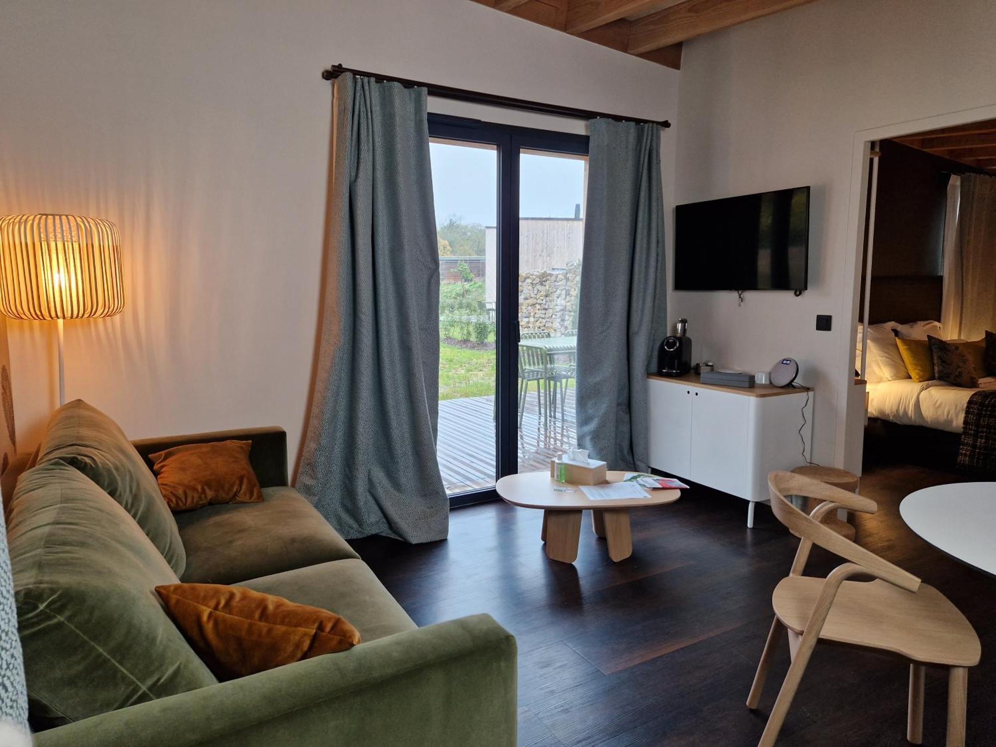 Domaine De L'Epau Eco-Resort Yvré-lʼÉvêque المظهر الخارجي الصورة