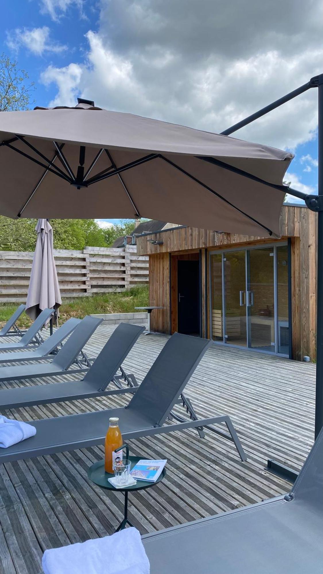 Domaine De L'Epau Eco-Resort Yvré-lʼÉvêque المظهر الخارجي الصورة
