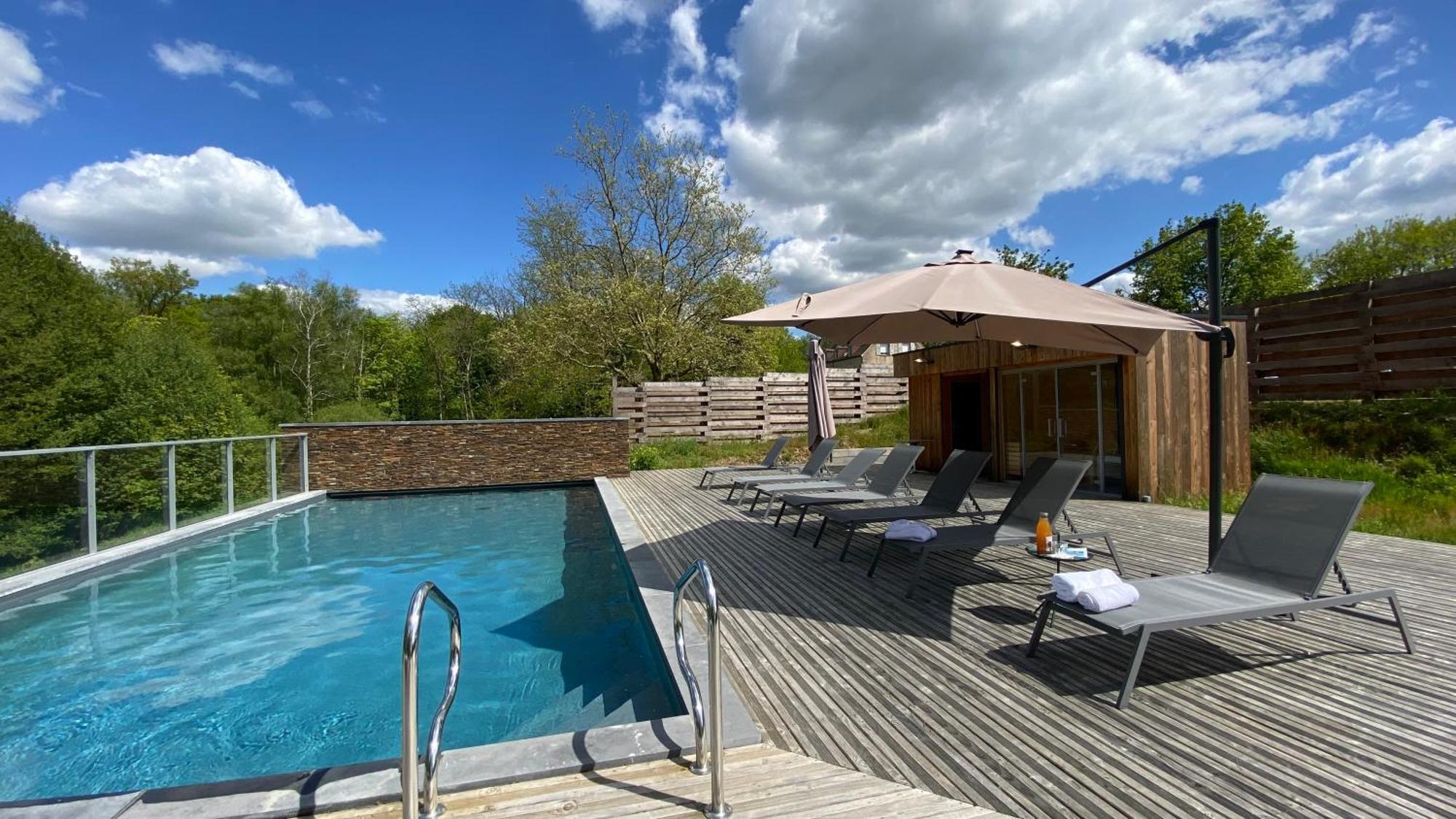 Domaine De L'Epau Eco-Resort Yvré-lʼÉvêque المظهر الخارجي الصورة